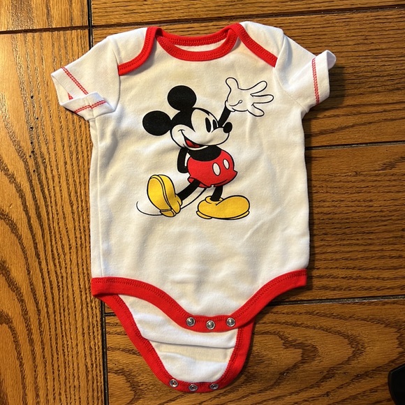 Disney Baby Mickey and friends onesie bundle - Picture 5 of 5